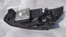 Load image into Gallery viewer, Frontscheinwerfer Ford Focus JX7B-13E014 LED Rechts Scheinwerfer Headlight SCH8986243971tv