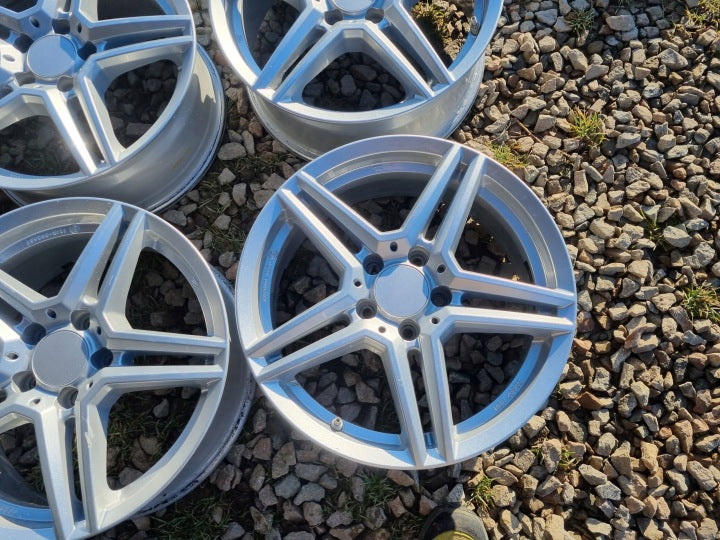 4x Alufelge 17 Zoll 7.0" 5x112 44 5ET Glanz Silber Mercedes-Benz Gla Rim Wheel FEL1809007539tj