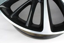 Laden Sie das Bild in den Galerie-Viewer, 1x Alufelge 17 Zoll 7.0&quot; 4x100 44ET Glanz Silber 13402972 13445918 Opel Corsa E