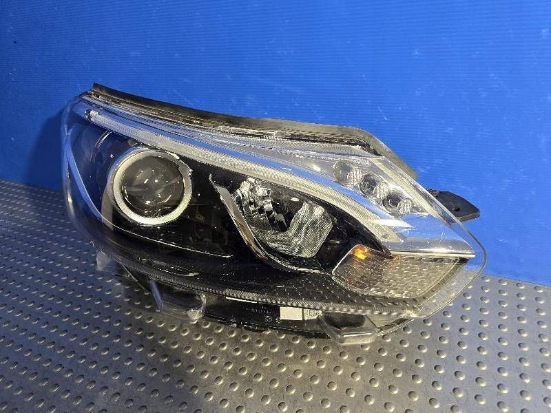 Frontscheinwerfer Toyota Proace Xenon Rechts Scheinwerfer Headlight SCH4594808217zy