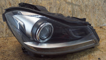 Load image into Gallery viewer, Frontscheinwerfer Mercedes-Benz W204 A2048204639 LED Rechts Headlight