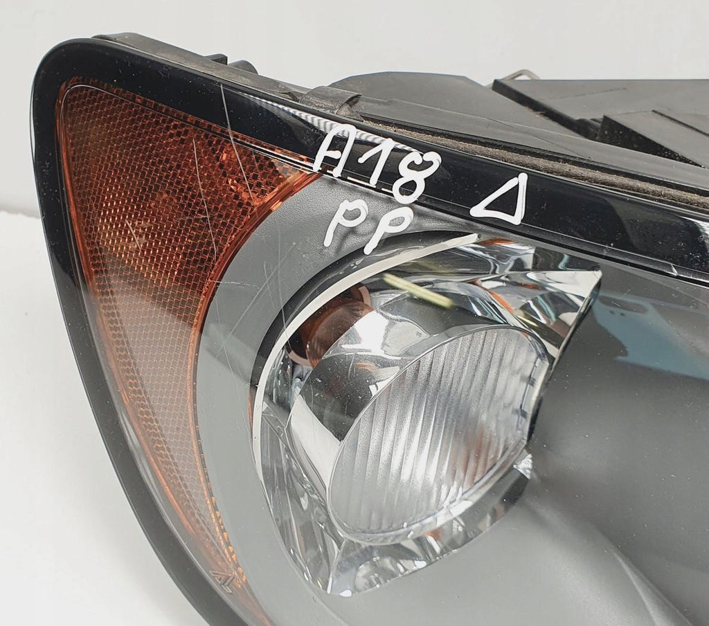 Frontscheinwerfer Renault V50 30698886 Rechts Scheinwerfer Headlight