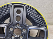 Laden Sie das Bild in den Galerie-Viewer, 1x Alufelge 17 Zoll 5x112 6889171 Mini F56 F55 Rim Wheel FEL3370665129ky