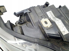 Laden Sie das Bild in den Galerie-Viewer, Frontscheinwerfer BMW 3 E91 E90 7240264 Xenon Rechts Scheinwerfer Headlight SCH4719393158al