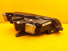 Laden Sie das Bild in den Galerie-Viewer, Frontscheinwerfer Skoda Superb III 3V1941016E 3V1941015E Full LED Ein Satz