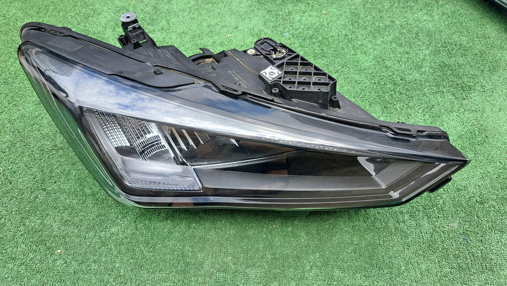 Frontscheinwerfer Seat Leon 5FB941006D LED Rechts Scheinwerfer Headlight