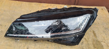 Laden Sie das Bild in den Galerie-Viewer, Frontscheinwerfer Skoda Superb III Links Scheinwerfer Headlight