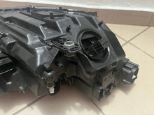 Laden Sie das Bild in den Galerie-Viewer, Frontscheinwerfer Skoda Octavia IV 5E4941015A LED Links Scheinwerfer Headlight SCH2829612370es