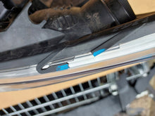 Load image into Gallery viewer, Frontscheinwerfer Renault Clio IV 260601850 Links Scheinwerfer Headlight SCH7913732020ql