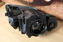 Laden Sie das Bild in den Galerie-Viewer, Frontscheinwerfer Audi A4 B7 Xenon Links Scheinwerfer Headlight