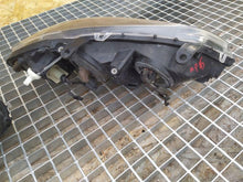 Laden Sie das Bild in den Galerie-Viewer, Frontscheinwerfer Opel Astra Ein Stück (Rechts oder Links) Headlight SCH2818051653wc