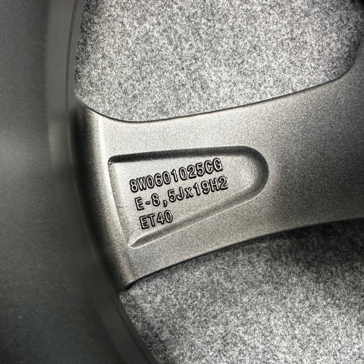 1x Alufelge 19 Zoll 8.5" 5x112 40ET Glanz Silber 8W0601025CG Audi A4 B9 FEL1838959656wa