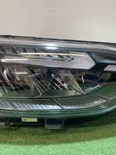 Laden Sie das Bild in den Galerie-Viewer, Frontscheinwerfer Ford Transit Custom PZ3113E014CB 148R006360 Rechts Headlight SCH8162468644oj