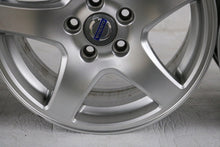 Laden Sie das Bild in den Galerie-Viewer, 1x Alufelge 16 Zoll 7.0&quot; 5x108 49ET 30736364 Volvo S60 S80 Rim Wheel