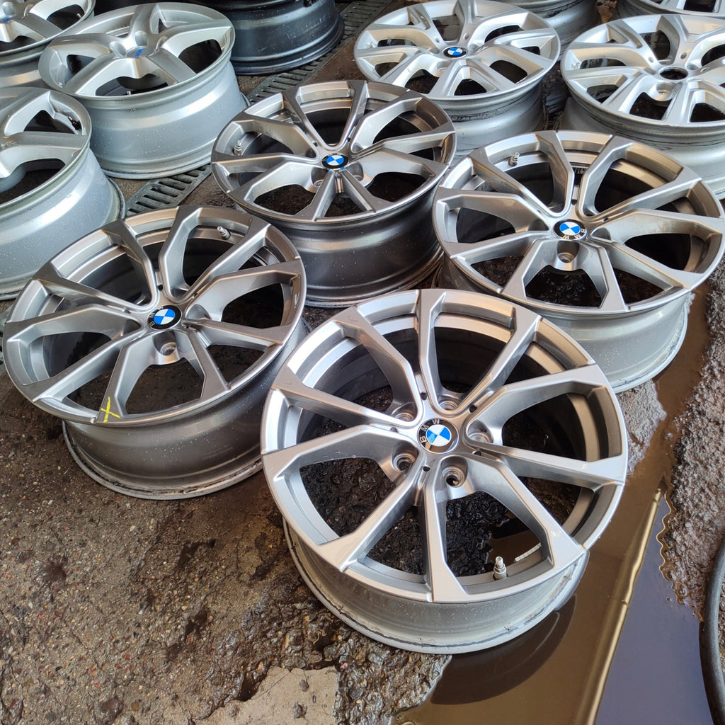 4x Alufelge 17 Zoll 7.5" 5x112 30ET Glanz Grau 6883518 BMW Rim Wheel FEL7470211147xp