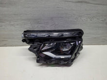 Laden Sie das Bild in den Galerie-Viewer, Frontscheinwerfer Skoda Kamiq 655941015C Full LED Links Scheinwerfer Headlight SCH3720769103tr