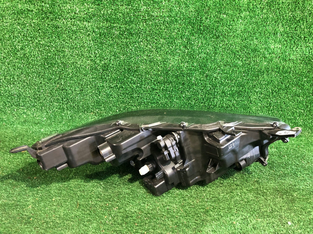 Frontscheinwerfer Toyota Yaris EUK0-8 0170118 Full LED Links Headlight SCH9469568674le