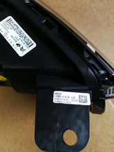 Laden Sie das Bild in den Galerie-Viewer, Frontscheinwerfer Citroën C3 III 9823313080 LED Links Scheinwerfer Headlight