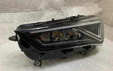 Load image into Gallery viewer, Frontscheinwerfer Seat Tarraco 5FJ941007F LED Links Scheinwerfer Headlight
