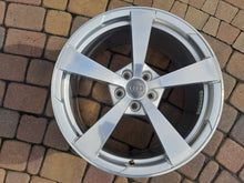 Load image into Gallery viewer, 1x Alufelge 19 Zoll 9.0&quot; 5x112 52ET Glanz Silber 850601025AQ Audi Tt Rim Wheel