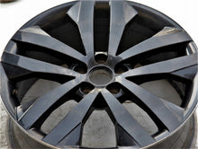 Laden Sie das Bild in den Galerie-Viewer, 1x Alufelge 17 Zoll 7.0&quot; 5x100 41ET 5J0601025N Skoda Fabia Rim Wheel