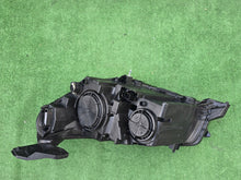 Laden Sie das Bild in den Galerie-Viewer, Frontscheinwerfer Opel Corsa F 9829465380 Rechts Scheinwerfer Headlight SCH5606301005ps
