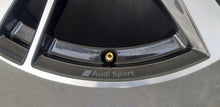 Laden Sie das Bild in den Galerie-Viewer, 1x Alufelge 18 Zoll 8.0" 5x112 46ET Glanz Silber 8Y0601025N Audi A3 Mg Rim Wheel FEL3317956851fi