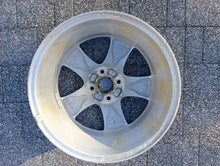 Load image into Gallery viewer, 1x Alufelge 16 Zoll 6.0" 4x100 40ET 13338769 Opel Corsa D Rim Wheel FEL6293993796pj