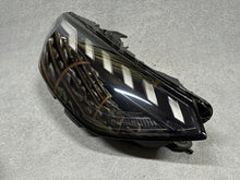 Laden Sie das Bild in den Galerie-Viewer, Frontscheinwerfer Audi 8W0941036J LED Rechts Scheinwerfer Headlight SCH2964884228qv