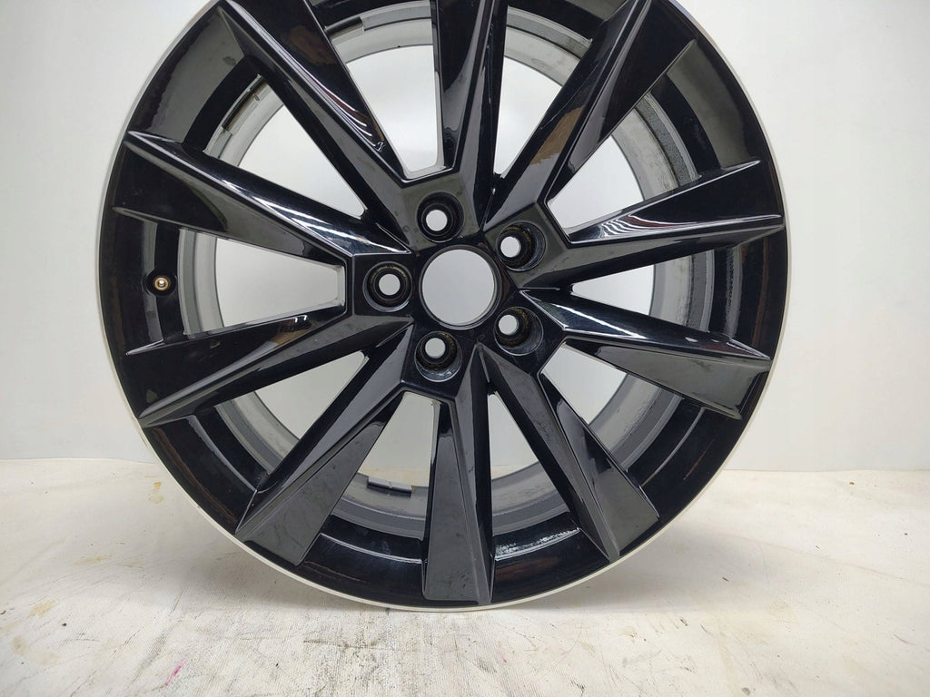 1x Alufelge 17 Zoll 7.0" 5x100 46ET Glanz Graphit 5JJ601025A Skoda Fabia I FEL7860636194st