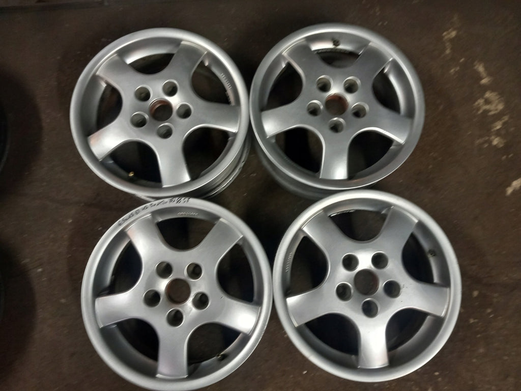 4x Alufelge 15 Zoll 6.5" 5x112 40ET KBA44882 Mercedes-Benz Octavia I Golf V FEL2616977301nu