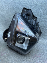 Load image into Gallery viewer, Frontscheinwerfer Hyundai Tucson N792112010 Links Scheinwerfer Headlight SCH7316699514gf