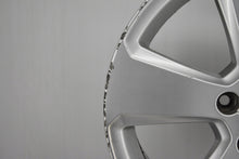 Load image into Gallery viewer, 1x Alufelge 17 Zoll 7.5&quot; 5x112 51ET Silber BV0601025BK Audi Rim Wheel