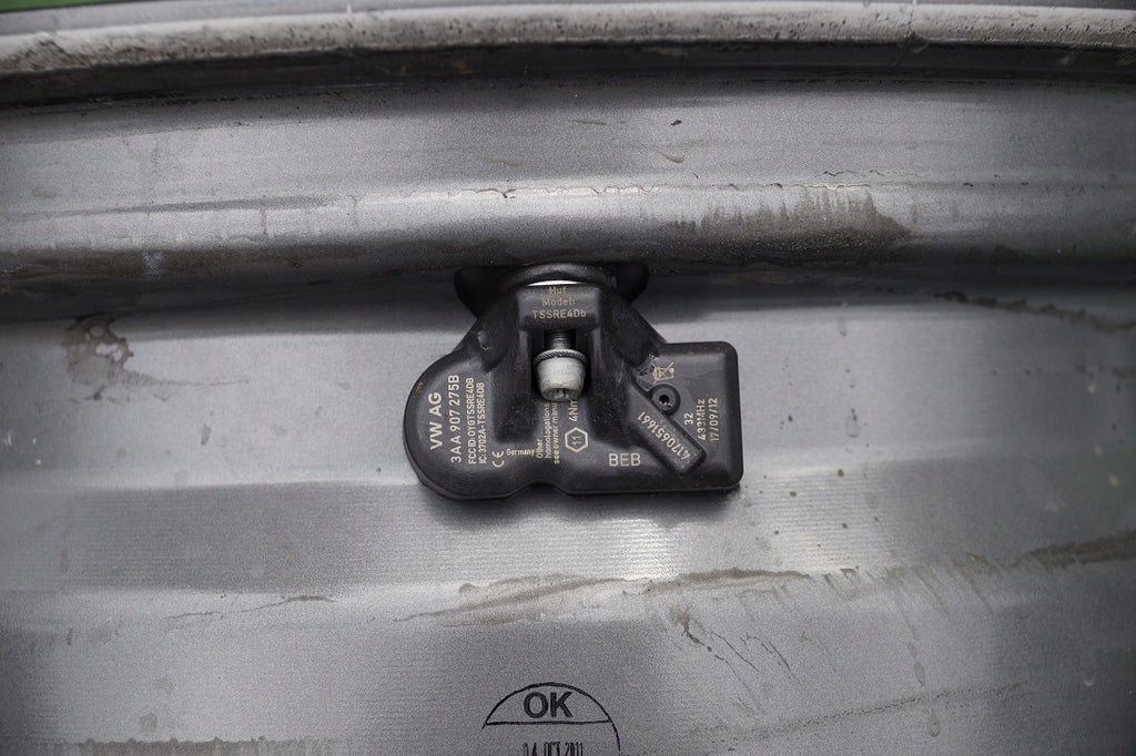 4x Alufelge 16 Zoll 6.5" 5x112 42ET Graphit VW Passat Cc B7 Sharan Golf I FEL8849813556al
