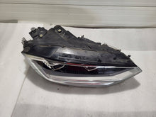 Laden Sie das Bild in den Galerie-Viewer, Frontscheinwerfer VW Sportsvan 517941036A LED Rechts Scheinwerfer Headlight SCH1589228743bp