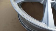 Laden Sie das Bild in den Galerie-Viewer, 1x Alufelge 17 Zoll KBA51055 Seat Leon Rim Wheel