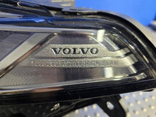 Laden Sie das Bild in den Galerie-Viewer, Frontscheinwerfer Volvo Xc90 II 32404715 LED Links Scheinwerfer Headlight