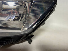 Load image into Gallery viewer, Frontscheinwerfer VW T-Roc 2GA941005B 90136432 Ein Stück (Rechts oder Links) SCH2804386622rr