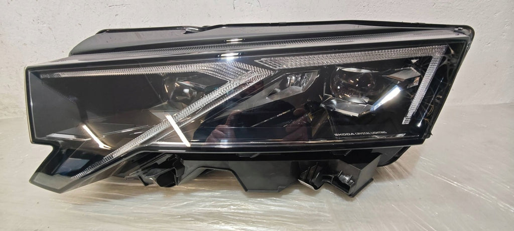 Frontscheinwerfer Skoda Octavia IV 5E4941035 Links Scheinwerfer Headlight SCH1318607901fa