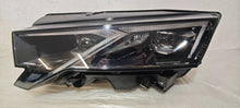 Laden Sie das Bild in den Galerie-Viewer, Frontscheinwerfer Skoda Octavia IV 5E4941035 Links Scheinwerfer Headlight SCH1318607901fa