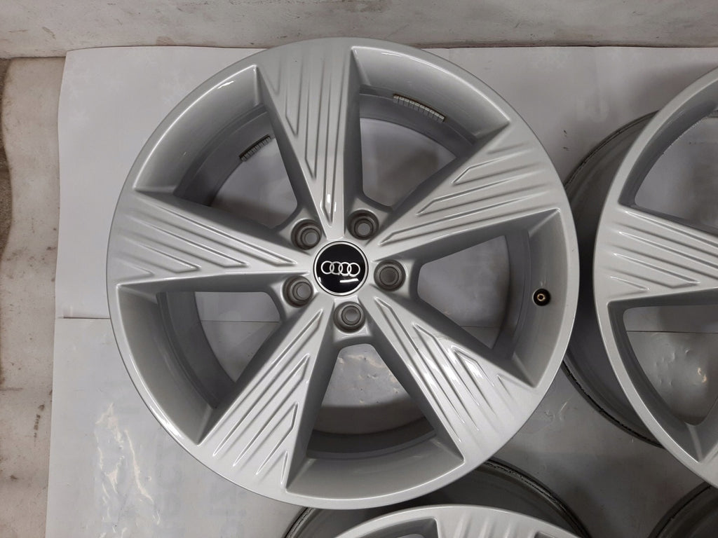 4x Alufelge 19 Zoll 8.0" 5x112 45ET 89A601025B Audi E-Tron Rim Wheel FEL6329499678ga