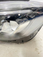 Laden Sie das Bild in den Galerie-Viewer, Frontscheinwerfer Mercedes-Benz A2479062503 Full LED Links Headlight SCH5196424911ez