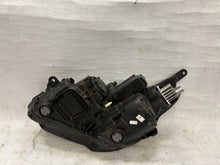 Laden Sie das Bild in den Galerie-Viewer, Frontscheinwerfer Opel Crossland X 13467968 LED Rechts Scheinwerfer Headlight SCH8233641232fh