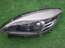 Load image into Gallery viewer, Frontscheinwerfer Renault Scenic 260607160R Xenon Links Scheinwerfer Headlight SCH4738240461dk