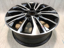 Laden Sie das Bild in den Galerie-Viewer, 1x Alufelge 17 Zoll 7.0" 5x120 7LA601025E VW Multivan Transporter Caravelle FEL6431123422cz