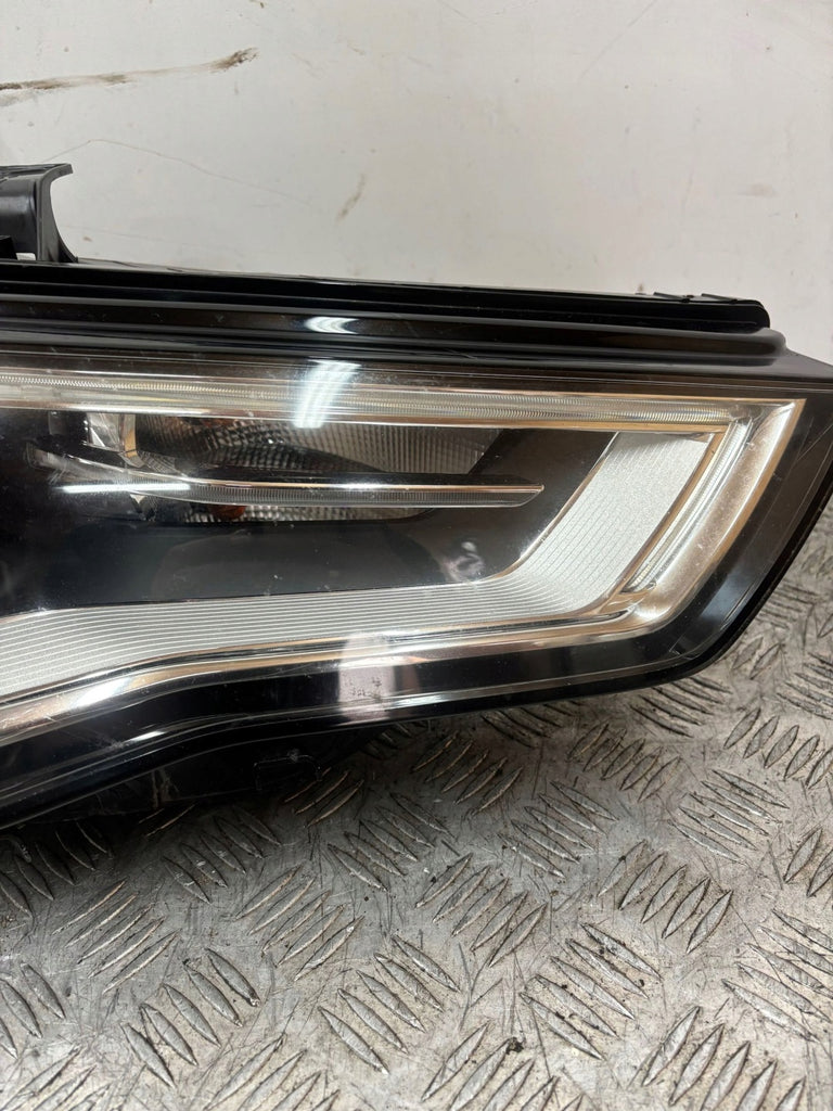 Frontscheinwerfer Audi A3 8V0941006 01074022A1EL01074022 Rechts Headlight SCH5199148150eb