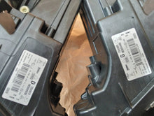 Laden Sie das Bild in den Galerie-Viewer, Frontscheinwerfer Citroën C4 I 73243672 73243669 Ein Satz Scheinwerfer Headlight SCH3163711567qd