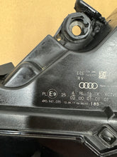 Load image into Gallery viewer, Frontscheinwerfer Audi Q7 4M0941035 Links Scheinwerfer Headlight