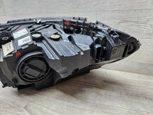Laden Sie das Bild in den Galerie-Viewer, Frontscheinwerfer Mercedes-Benz W206 A2069066204 LED Rechts Headlight SCH8741639501ik