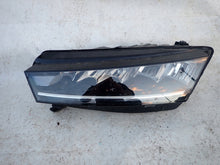 Laden Sie das Bild in den Galerie-Viewer, Frontscheinwerfer Skoda Octavia IV Links Scheinwerfer Headlight SCH4089644801yp